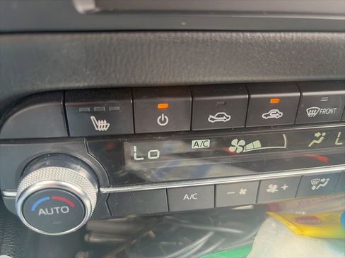 Used 2019 MAZDA CX-5 Touring FWD image 18