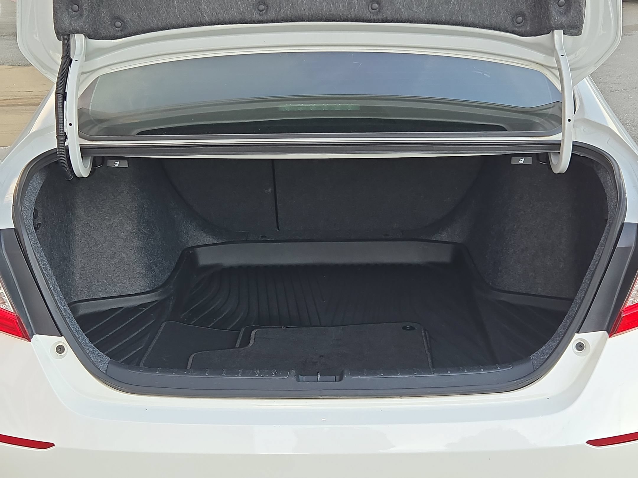 Used 2022 Honda Accord Sport Special Edition image 19