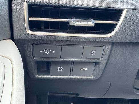 Used 2025 Hyundai Sonata SEL FWD image 29