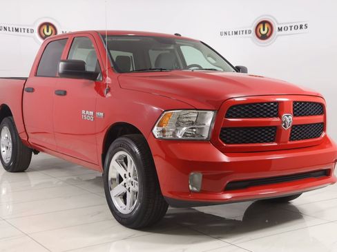 Used 2016 RAM 1500 ST AWD/4WD image 18