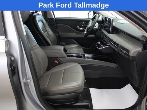 Used 2023 Lincoln Corsair AWD w/ Equipment Group 101A image 22