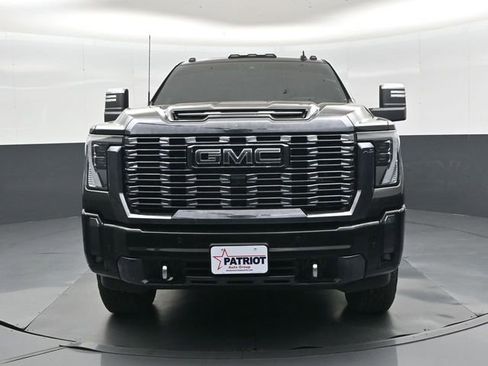 Used 2024 GMC Sierra 2500 Denali Ultimate w/ Max Trailering Package AWD/4WD image 9