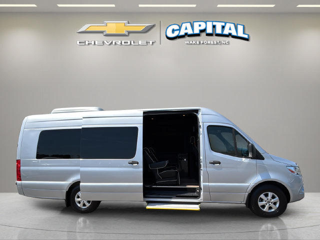Used 2021 Mercedes-Benz Sprinter 2500 image 11