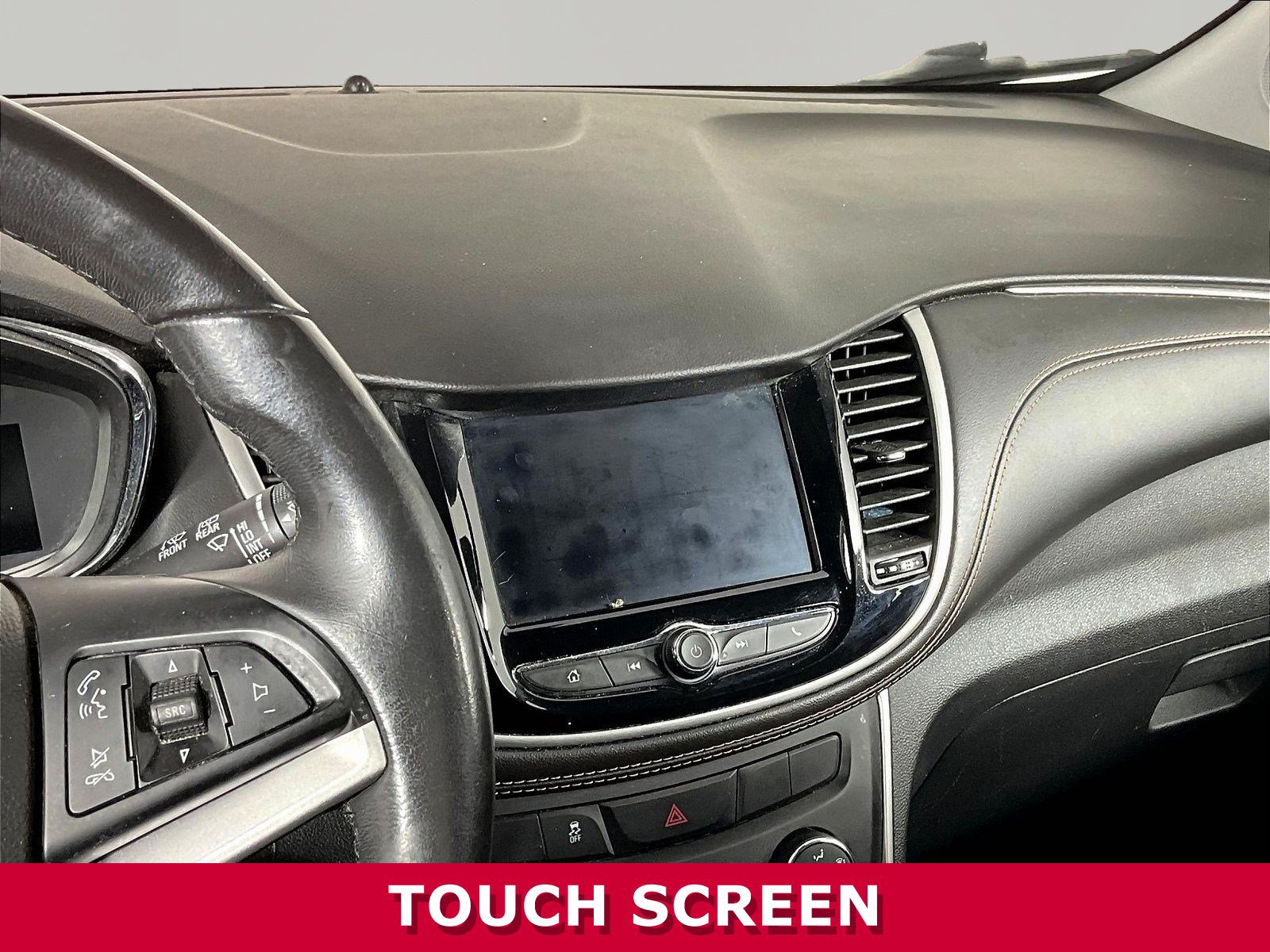Used 2020 Chevrolet Trax LT w/ LT Convenience Package FWD image 9