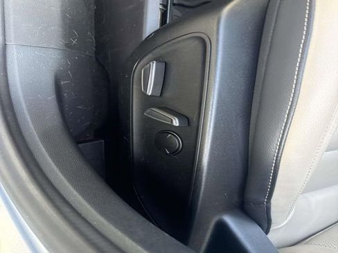 Used 2021 Ford Escape SEL image 20