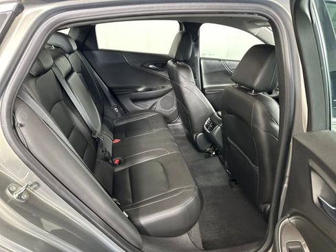 Used 2017 Chevrolet Malibu LT w/ Leather Package image 27