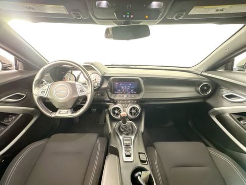 Used 2022 Chevrolet Camaro SS RWD image 4