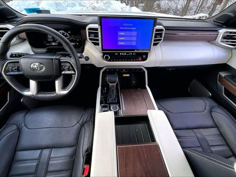 Used 2024 Toyota Sequoia Capstone image 13