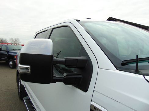 Used 2017 Ford F250 XLT w/ XLT Premium Package image 53