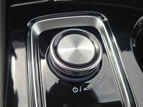 New 2026 Buick Envision Avenir image 10