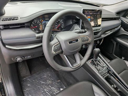 New 2026 Jeep Compass Limited image 3