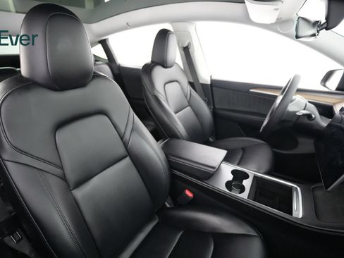 Used 2023 Tesla Model Y Long Range AWD/4WD image 23