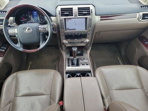 Used 2019 Lexus GX 460 Luxury AWD/4WD image 15