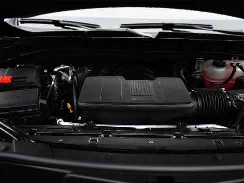 New 2026 Chevrolet Suburban Premier image 25