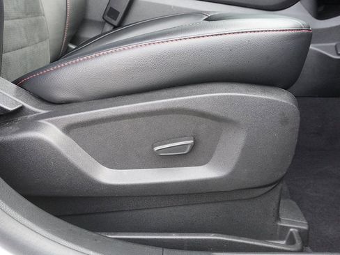 Used 2022 Ford Edge ST-Line image 35