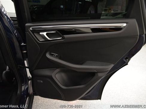 Used 2020 Porsche Macan S image 40
