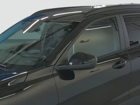 New 2026 Chevrolet Trax LT w/ Driver Confidence Package FWD image 8