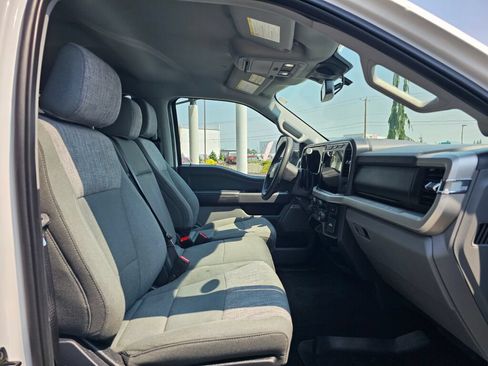 Used 2023 Ford F350 XLT w/ XLT Premium Package AWD/4WD image 11