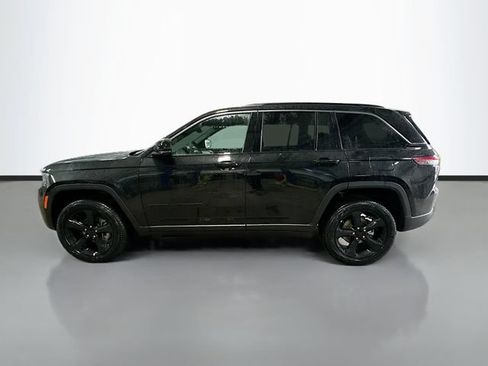 New 2026 Jeep Grand Cherokee Limited w/ Limited Altitude Package AWD/4WD image 9