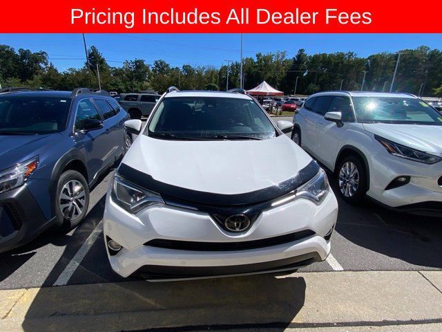Used 2017 Toyota RAV4 XLE AWD/4WD image 8