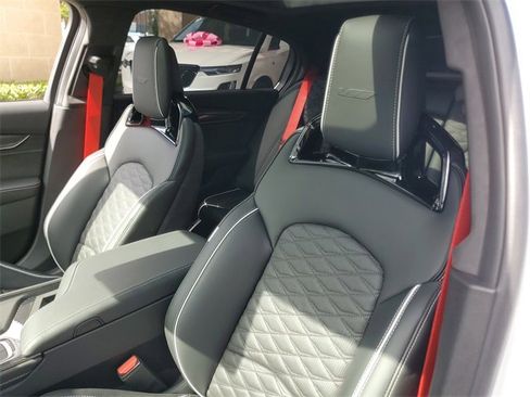 Used 2026 Cadillac CT5 V Blackwing w/ Carbon Fiber 2 Package image 17