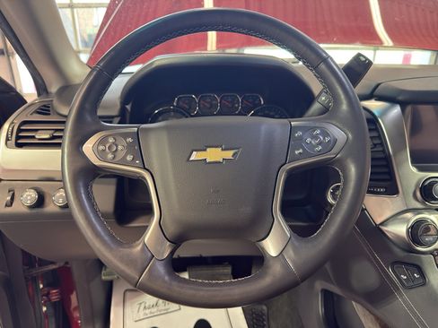Used 2017 Chevrolet Suburban LT w/ LT Signature Package image 16