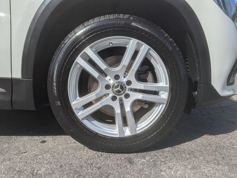 Used 2021 Mercedes-Benz GLA 250 4MATIC image 52