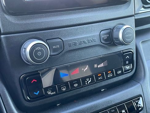 New 2024 RAM ProMaster 2500 w/ Cold Weather Group image 19