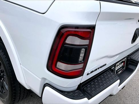 Used 2024 RAM 2500 Limited image 28