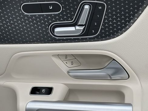 Certified 2024 Mercedes-Benz EQB 250+ image 16