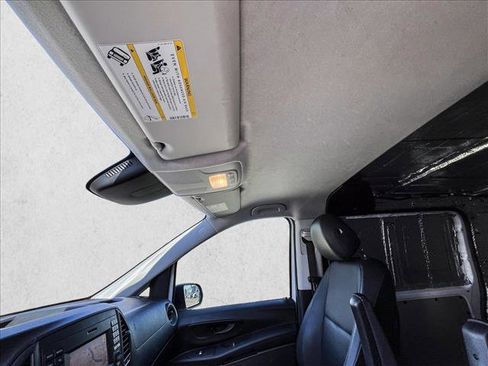 Used 2018 Mercedes-Benz Metris image 16