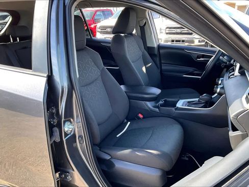 Used 2024 Toyota RAV4 XLE image 8