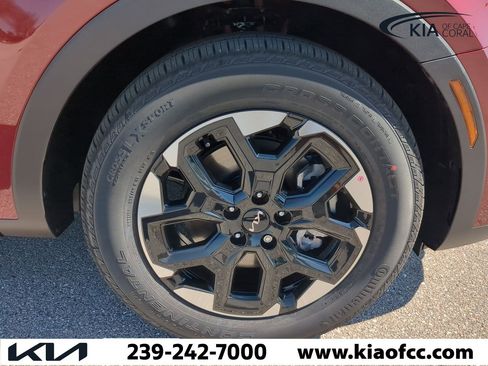 New 2025 Kia Sorento S w/ Panoramic Sunroof Package image 11