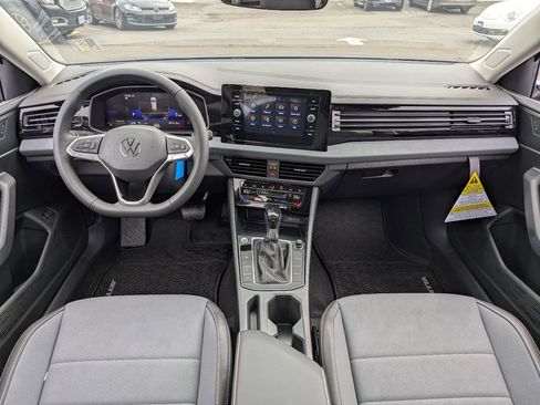 New 2026 Volkswagen Jetta SE image 25