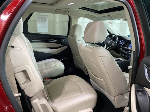 Used 2023 Buick Enclave Essence w/ Experience Buick Package AWD/4WD image 17