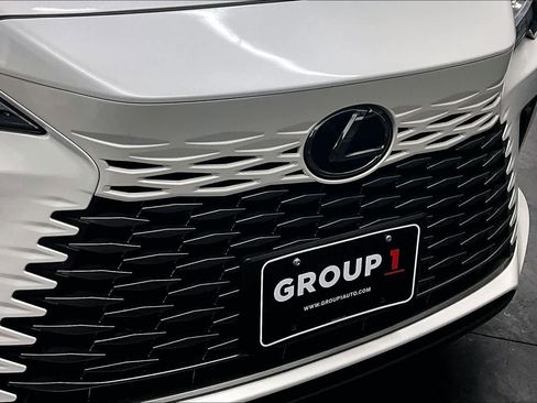 Used 2024 Lexus RX 350 w/ Technology Package image 29