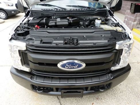Used 2019 Ford F250 XL RWD image 9