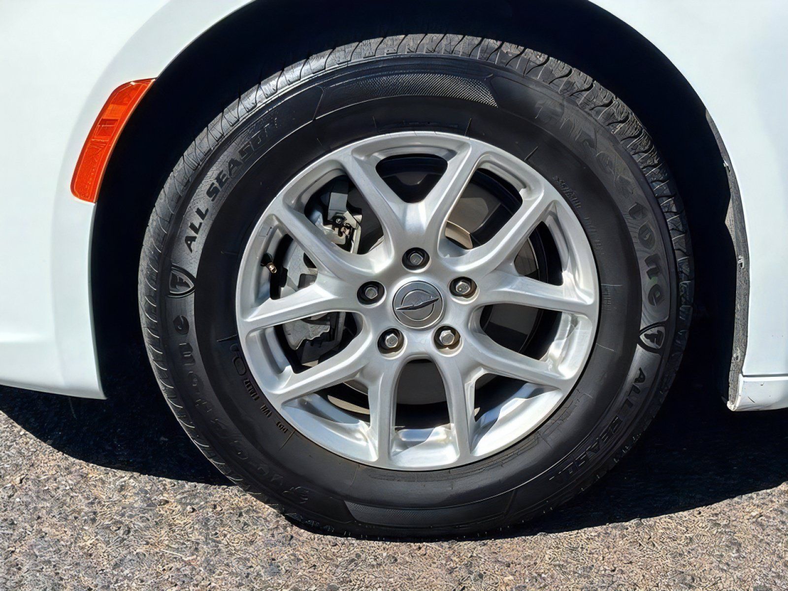 Used 2025 Chrysler Pacifica Select FWD image 10