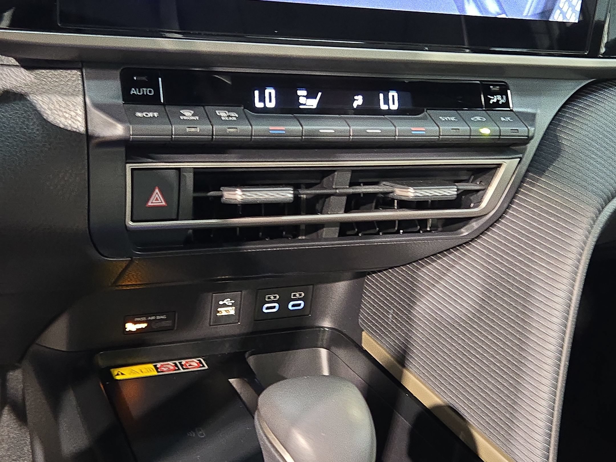 Certified 2026 Toyota Camry SE w/ Multimedia Upgrade Package FWD image 33