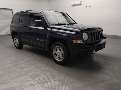 Used 2017 Jeep Patriot Sport w/ Power Value Group image 13