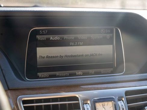 Used 2015 Mercedes-Benz E 350 4MATIC Wagon image 27