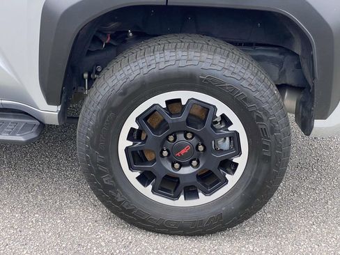 Used 2025 Toyota 4Runner TRD Off-Road AWD/4WD image 9