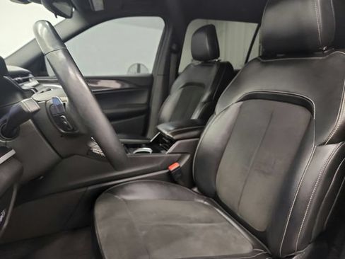 Used 2021 Jeep Grand Cherokee L Laredo AWD/4WD image 19