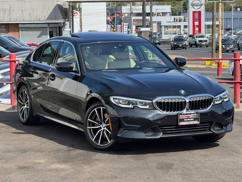 Used 2020 BMW 330i xDrive Sedan w/ Premium Package AWD/4WD image 11