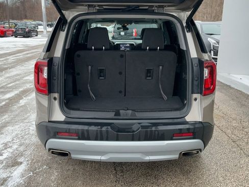 Used 2022 GMC Acadia SLE w/ Driver Convenience Package image 15
