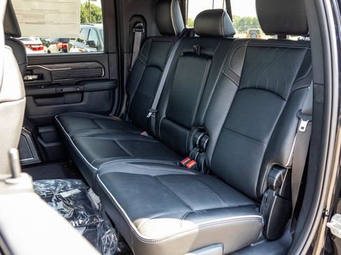 New 2026 RAM 3500 Limited AWD/4WD image 37