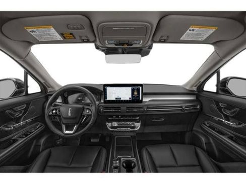 Used 2024 Lincoln Corsair AWD w/ Equipment Group 101A image 8