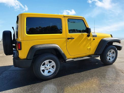 Used 2016 Jeep Wrangler Sport image 4