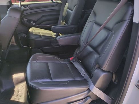 Used 2016 Chevrolet Suburban LT AWD/4WD image 27