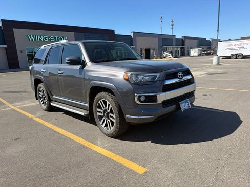 Used 2017 Toyota 4Runner Limited AWD/4WD image 2
